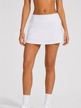 Lululemon Pace Rival Mid-Rise Tall White Tennis Golf Skirt Skort Size 10